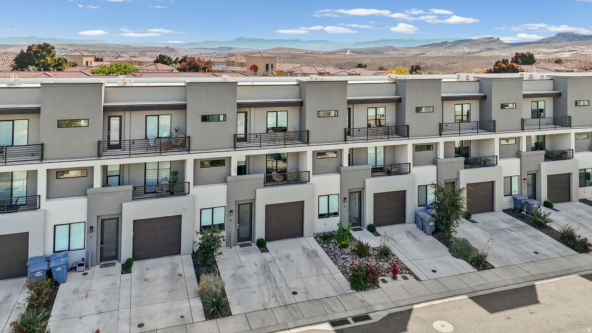 VUE AT GREEN VALLEY - Residential