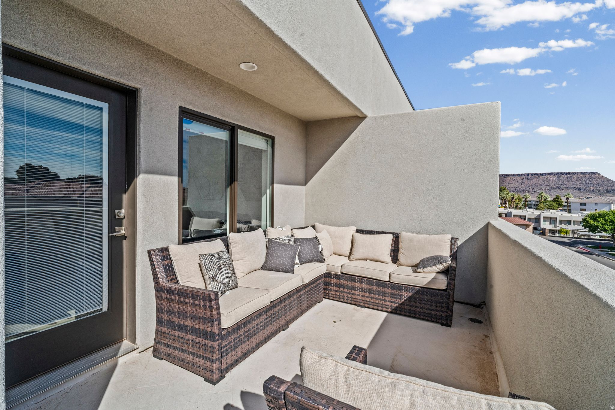 VUE AT GREEN VALLEY - Residential