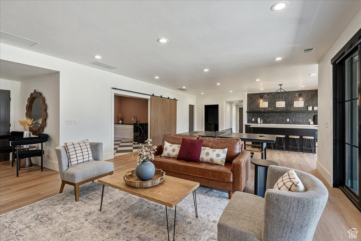 EAGLE RIDGE - Residential