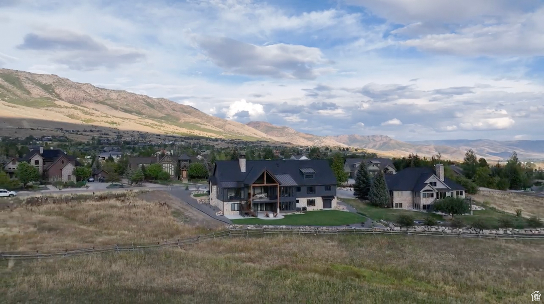 EAGLE RIDGE - Residential
