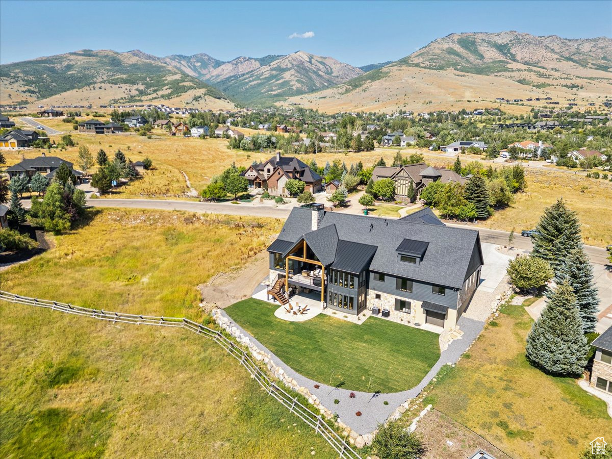 EAGLE RIDGE - Residential