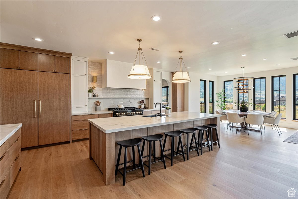 EAGLE RIDGE - Residential