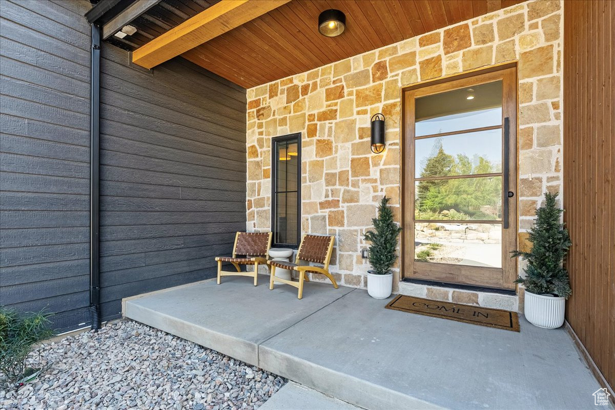 EAGLE RIDGE - Residential