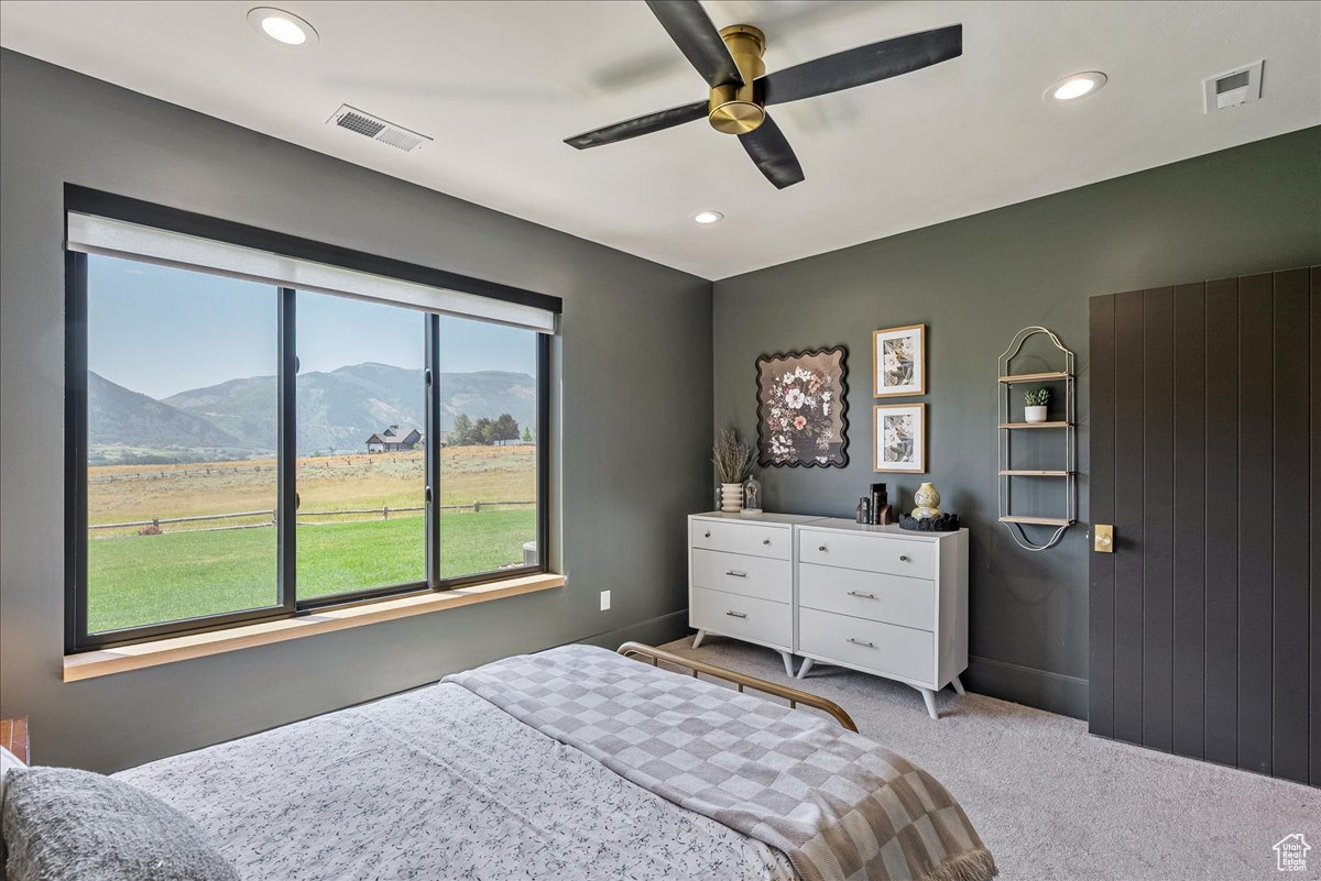 EAGLE RIDGE - Residential
