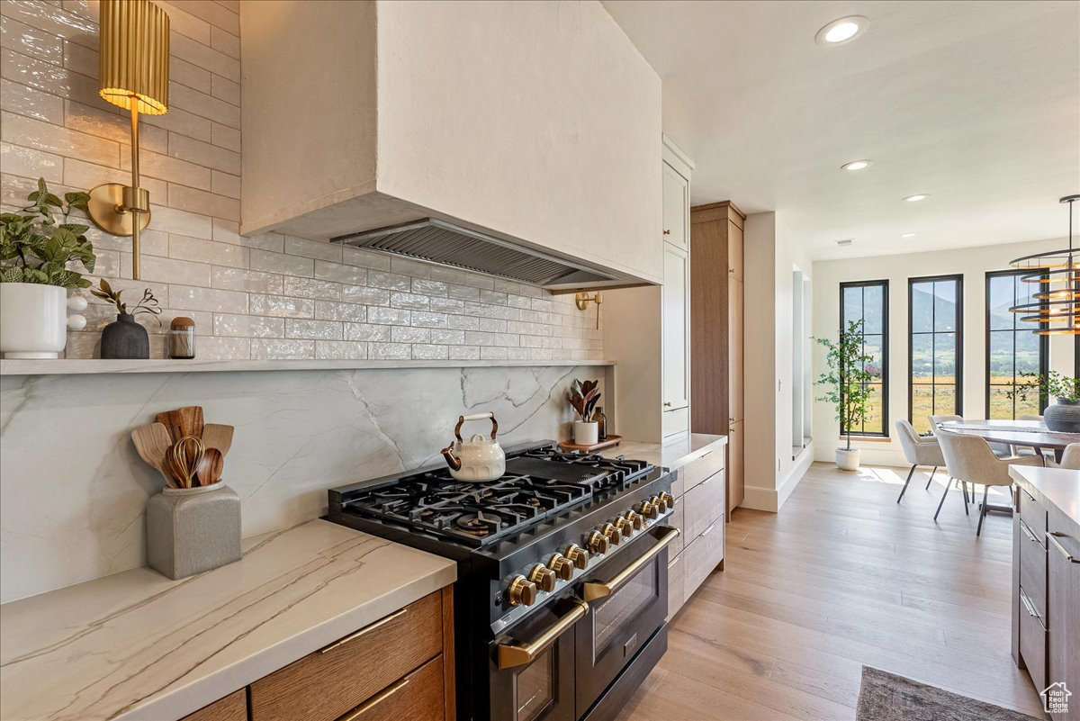 EAGLE RIDGE - Residential