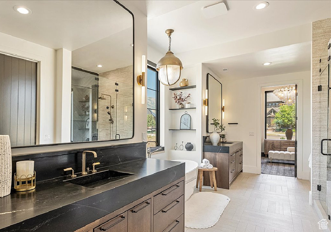 EAGLE RIDGE - Residential
