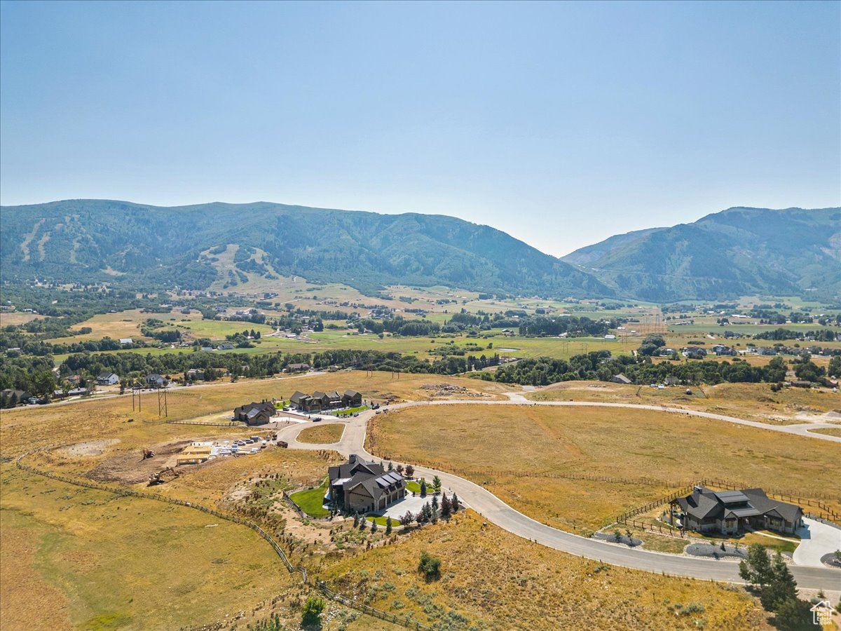 EAGLE RIDGE - Residential