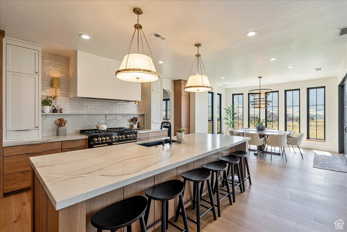 EAGLE RIDGE - Residential