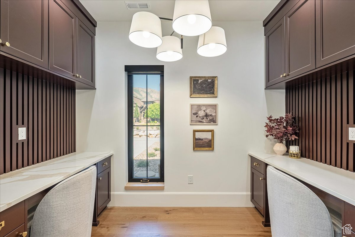 EAGLE RIDGE - Residential