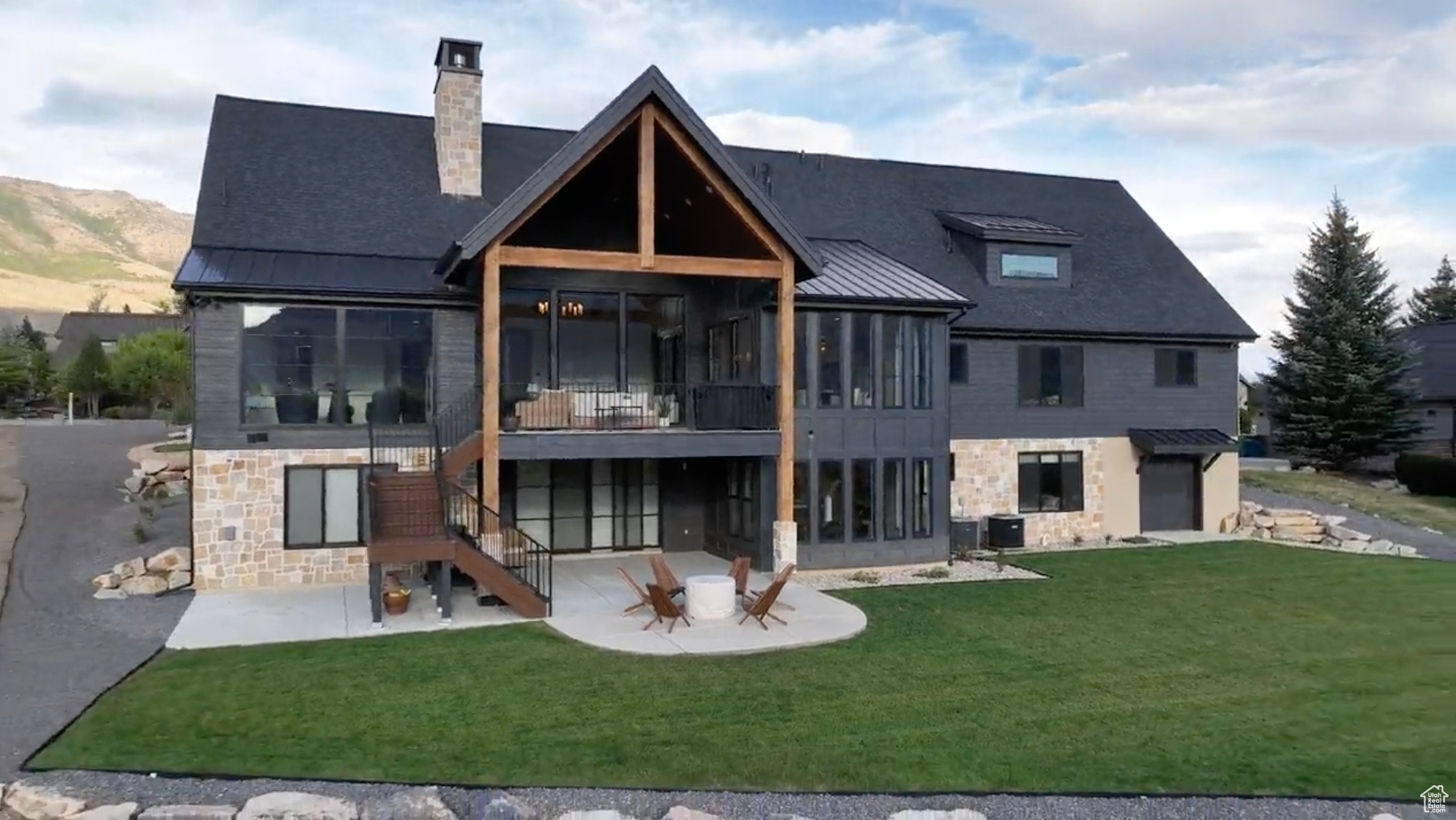 EAGLE RIDGE - Residential