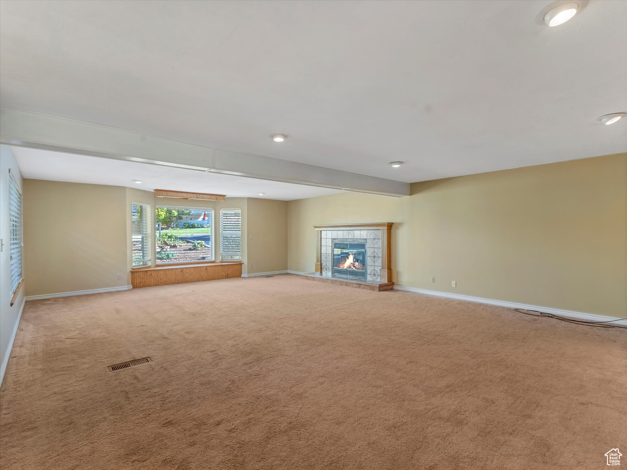 THOUSAND OAKS - Residential