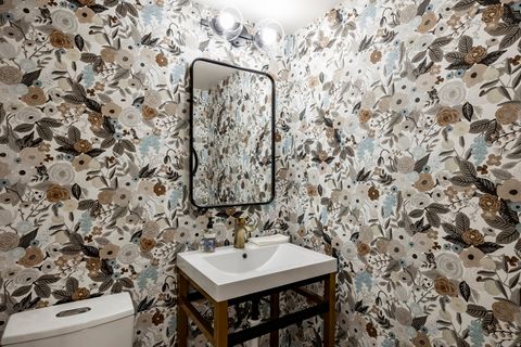 Tiny photo for 1706 E 6485 S, Salt Lake City, UT 84121 (MLS # 2117957)