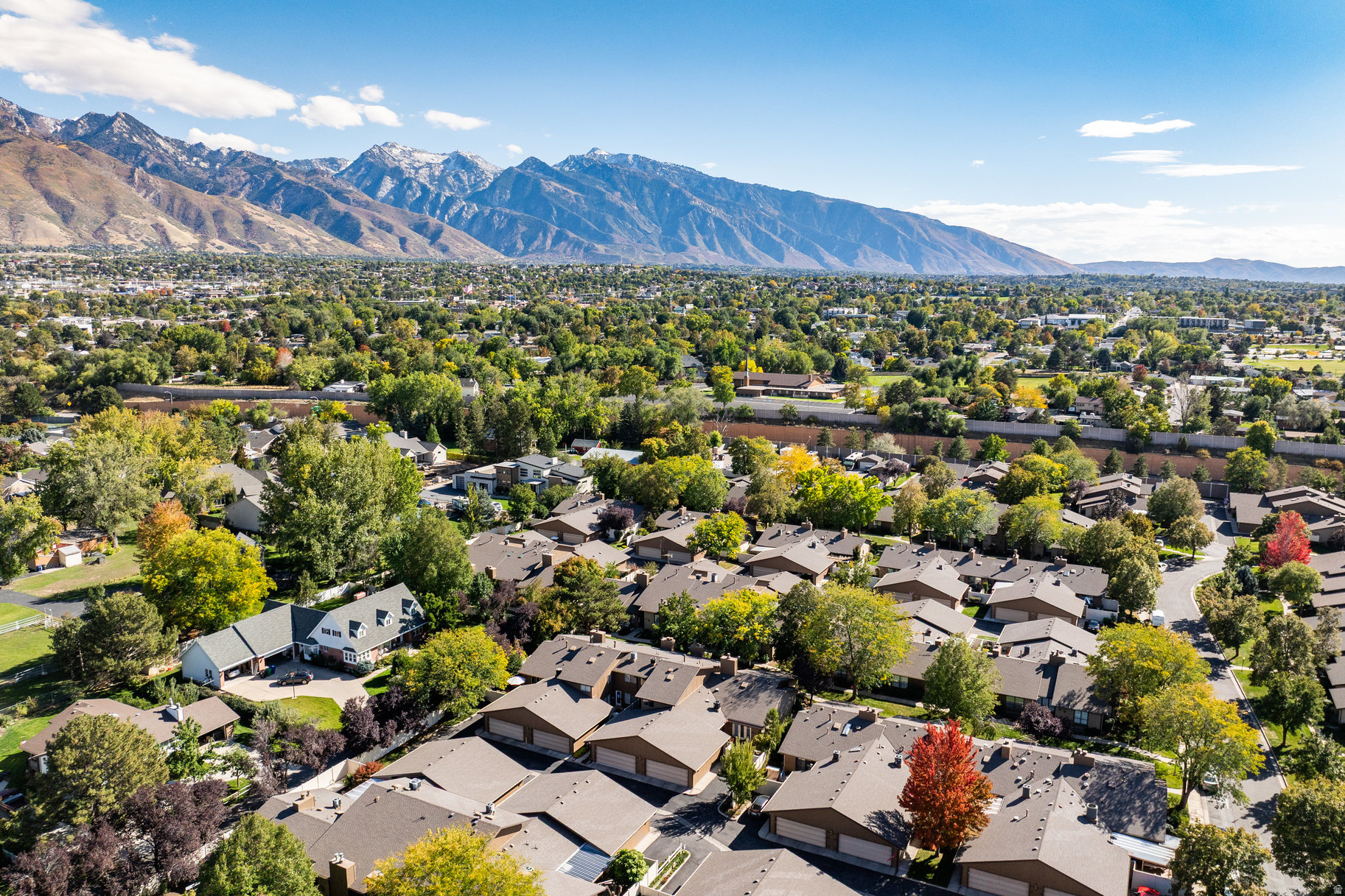 BROOKSTONE - Residential