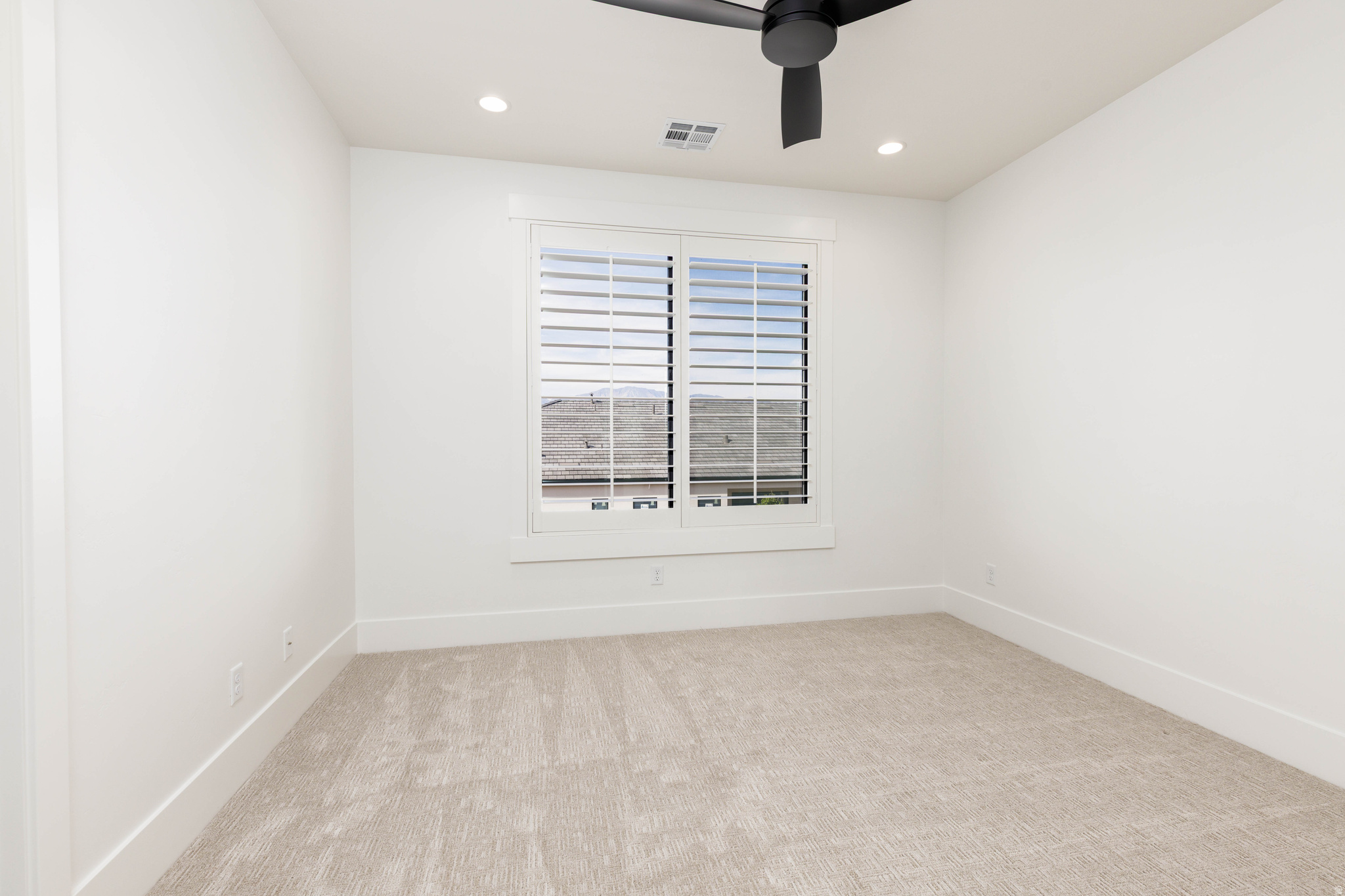 MOORLAND PARK 5 - Residential