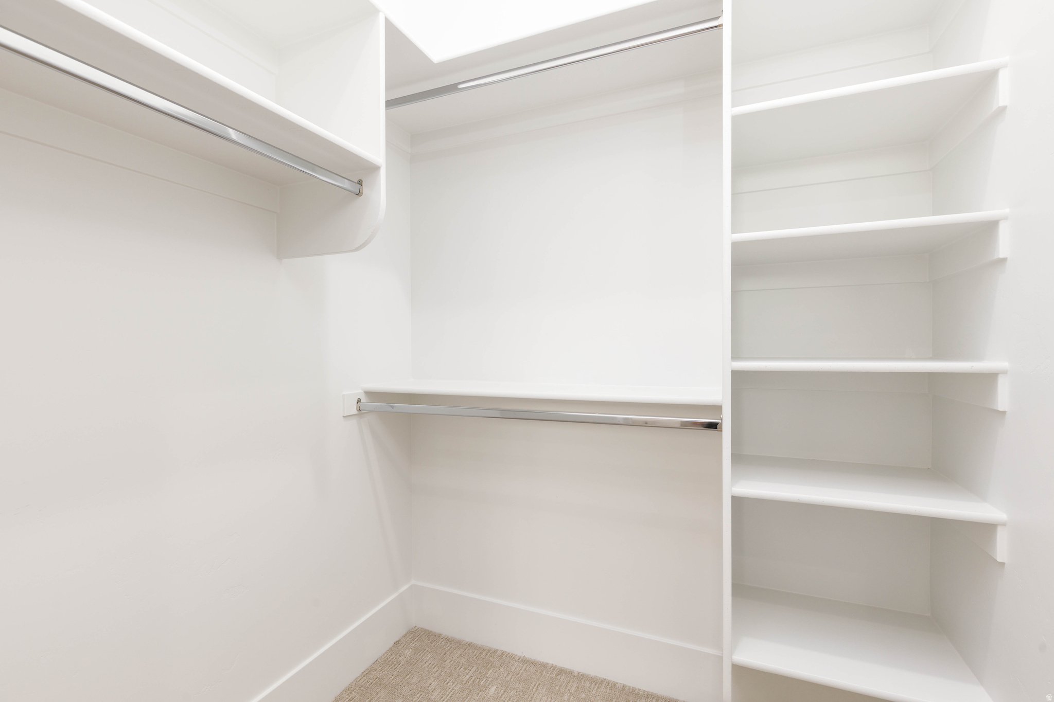 MOORLAND PARK 5 - Residential