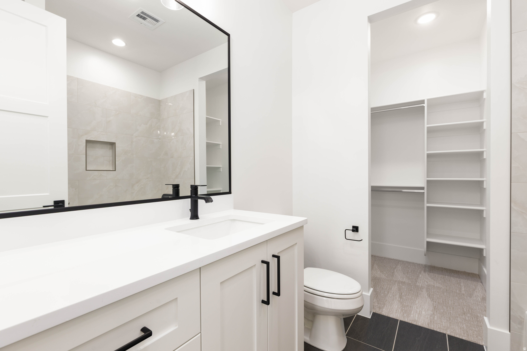 MOORLAND PARK 5 - Residential