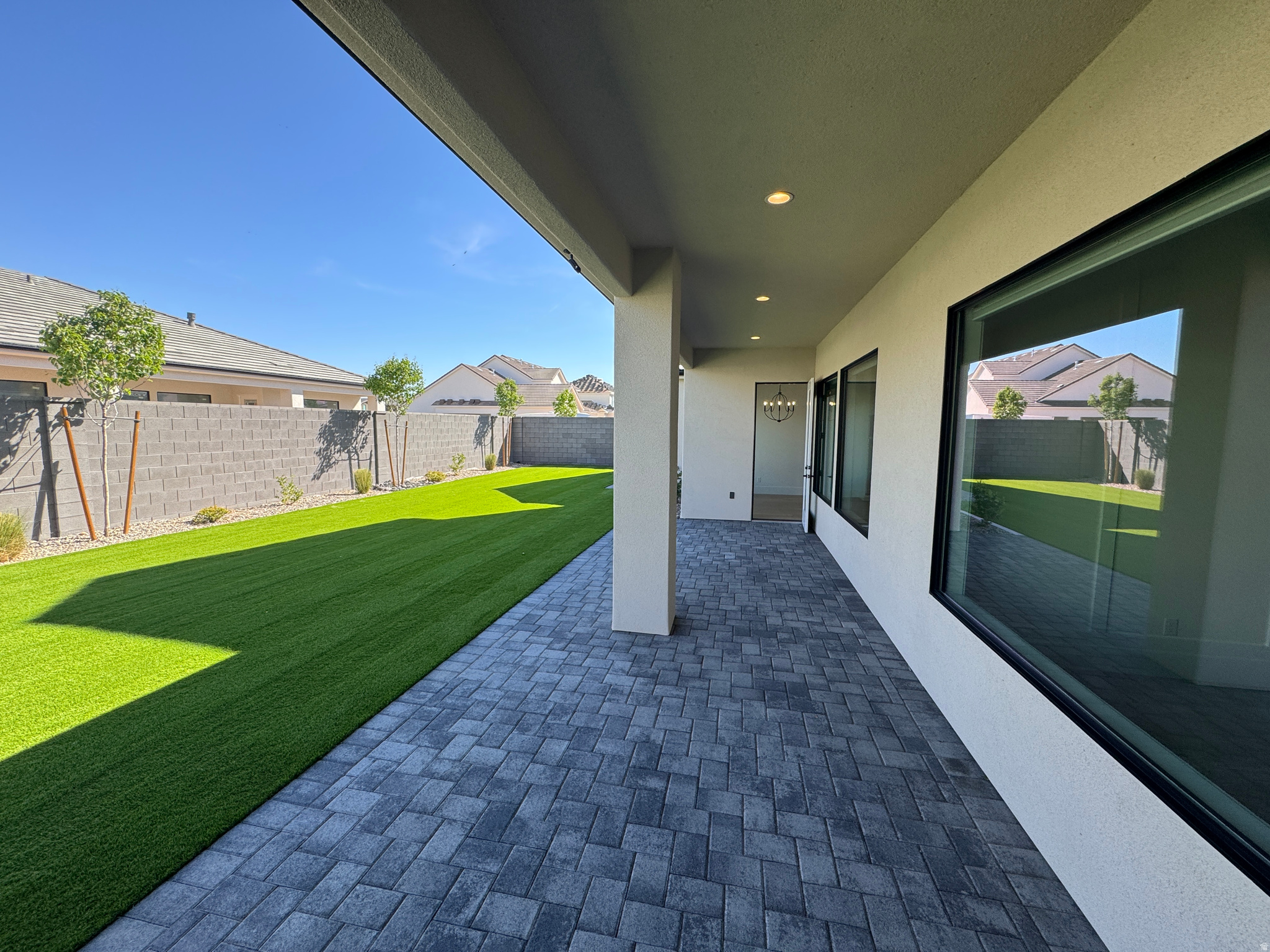 MOORLAND PARK 5 - Residential