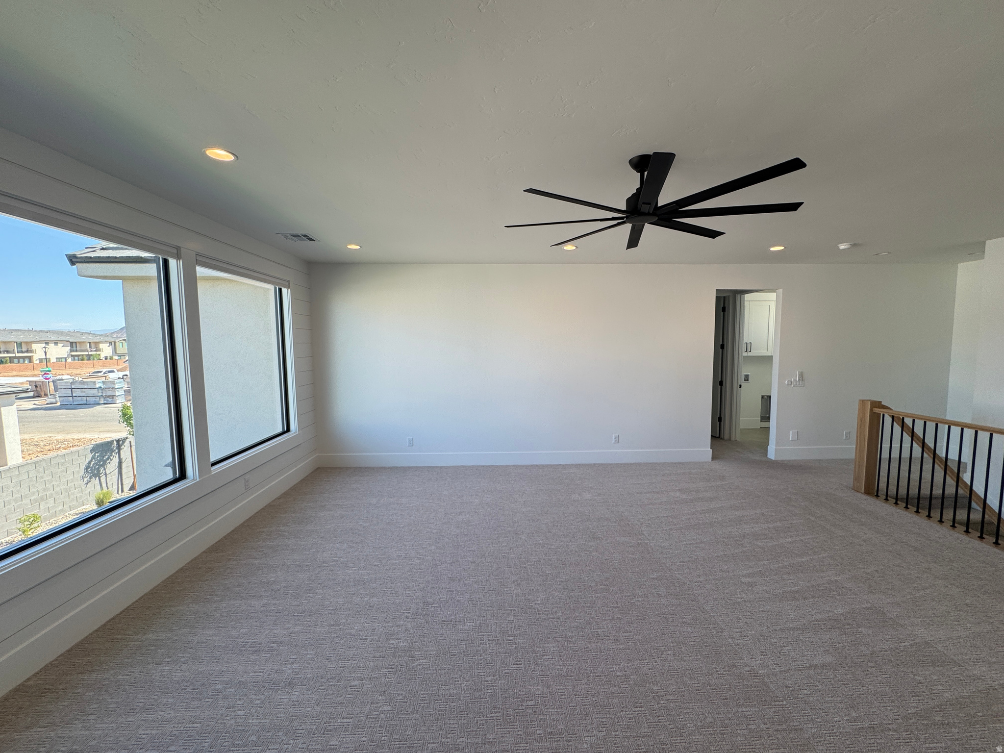 MOORLAND PARK 5 - Residential