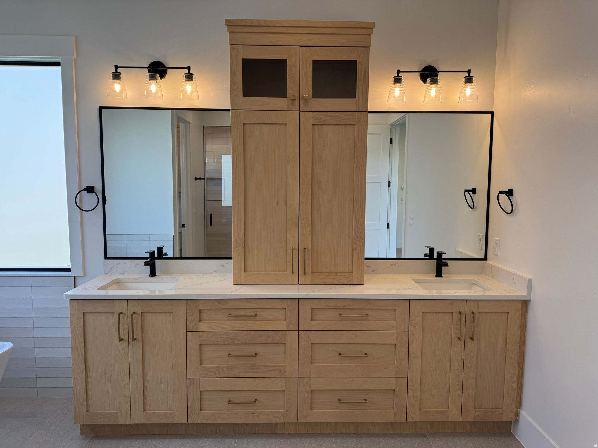 MOORLAND PARK 5 - Residential