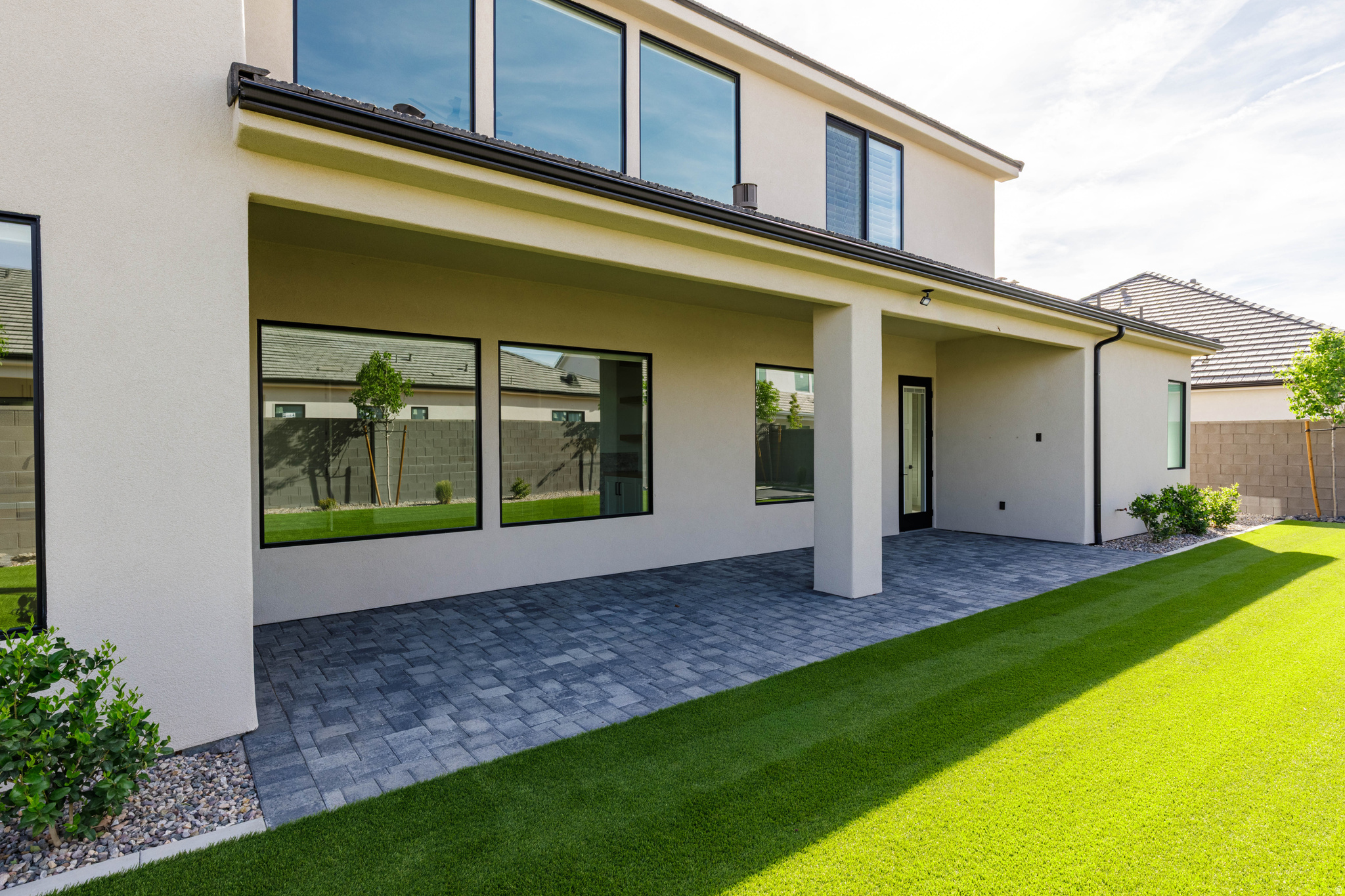 MOORLAND PARK 5 - Residential