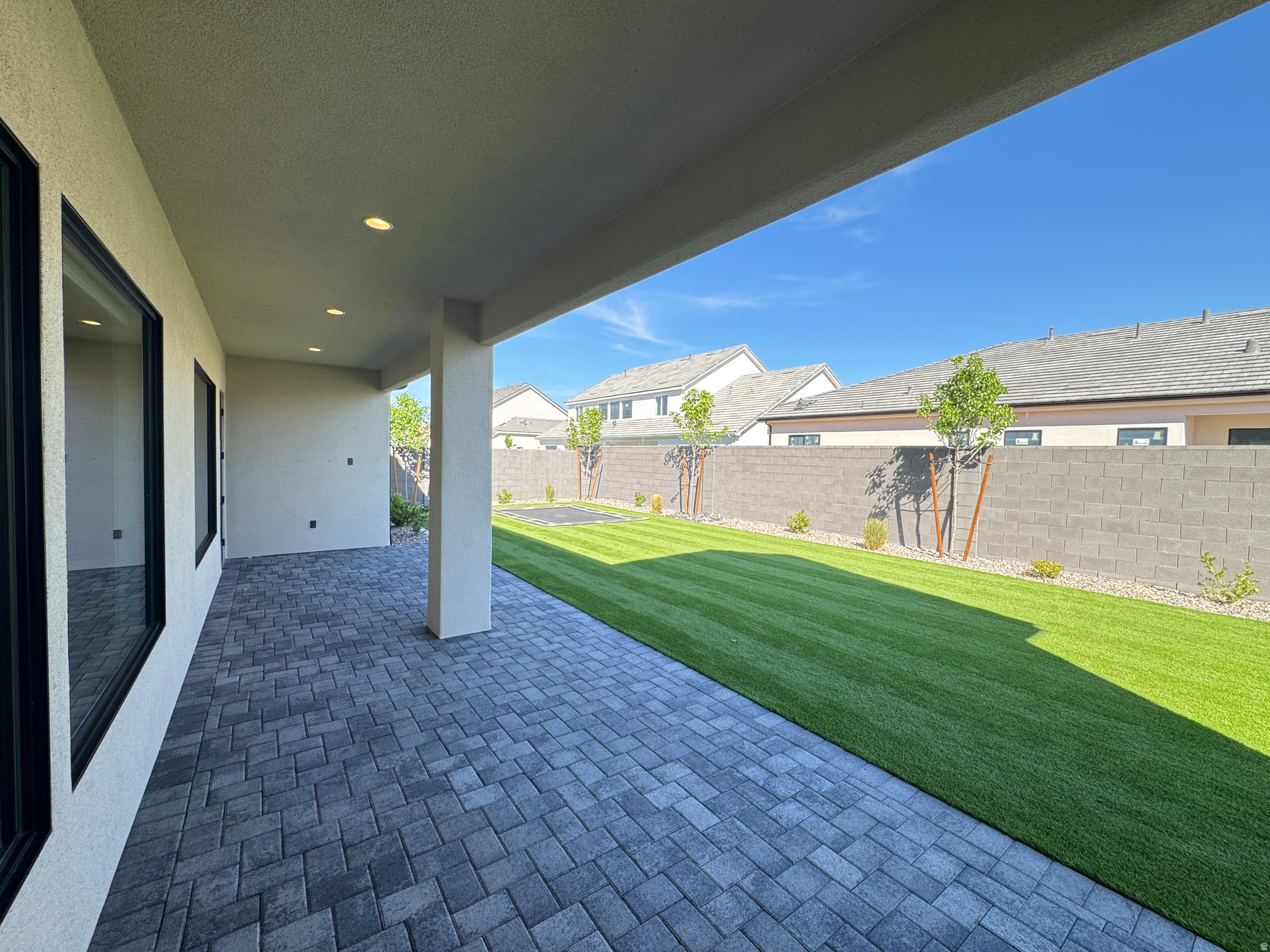 MOORLAND PARK 5 - Residential