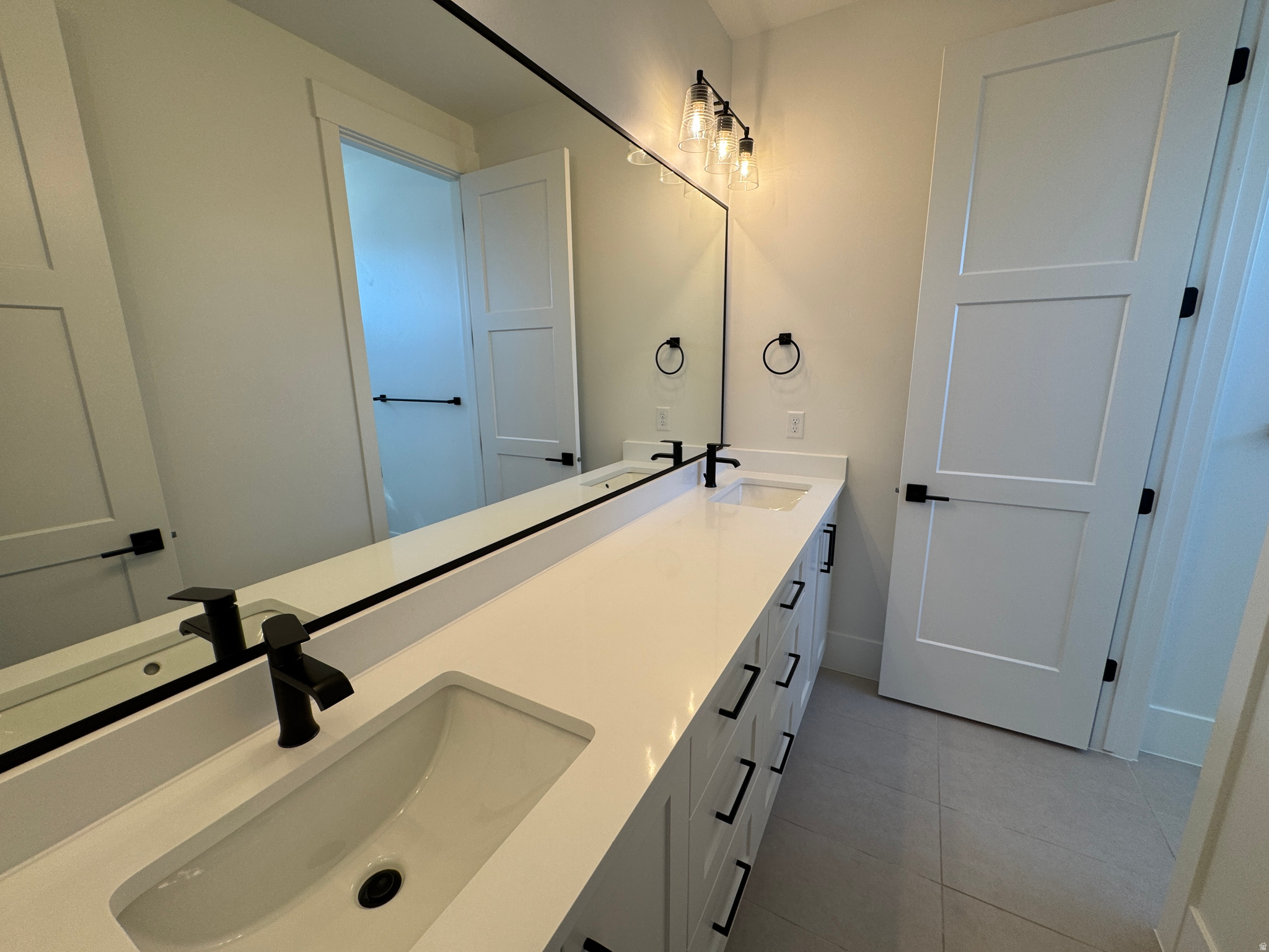 MOORLAND PARK 5 - Residential