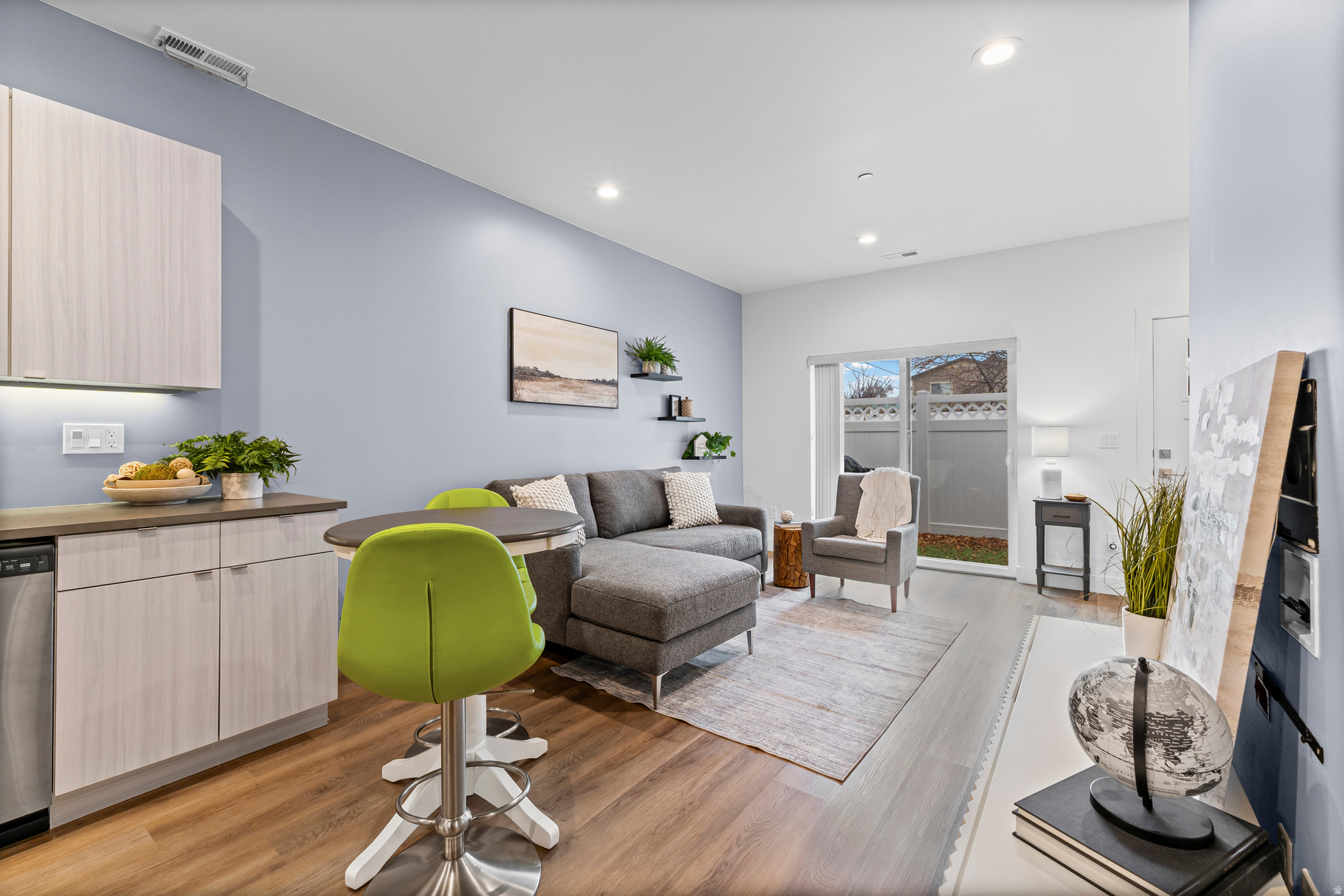 CAPRI PARK - Residential