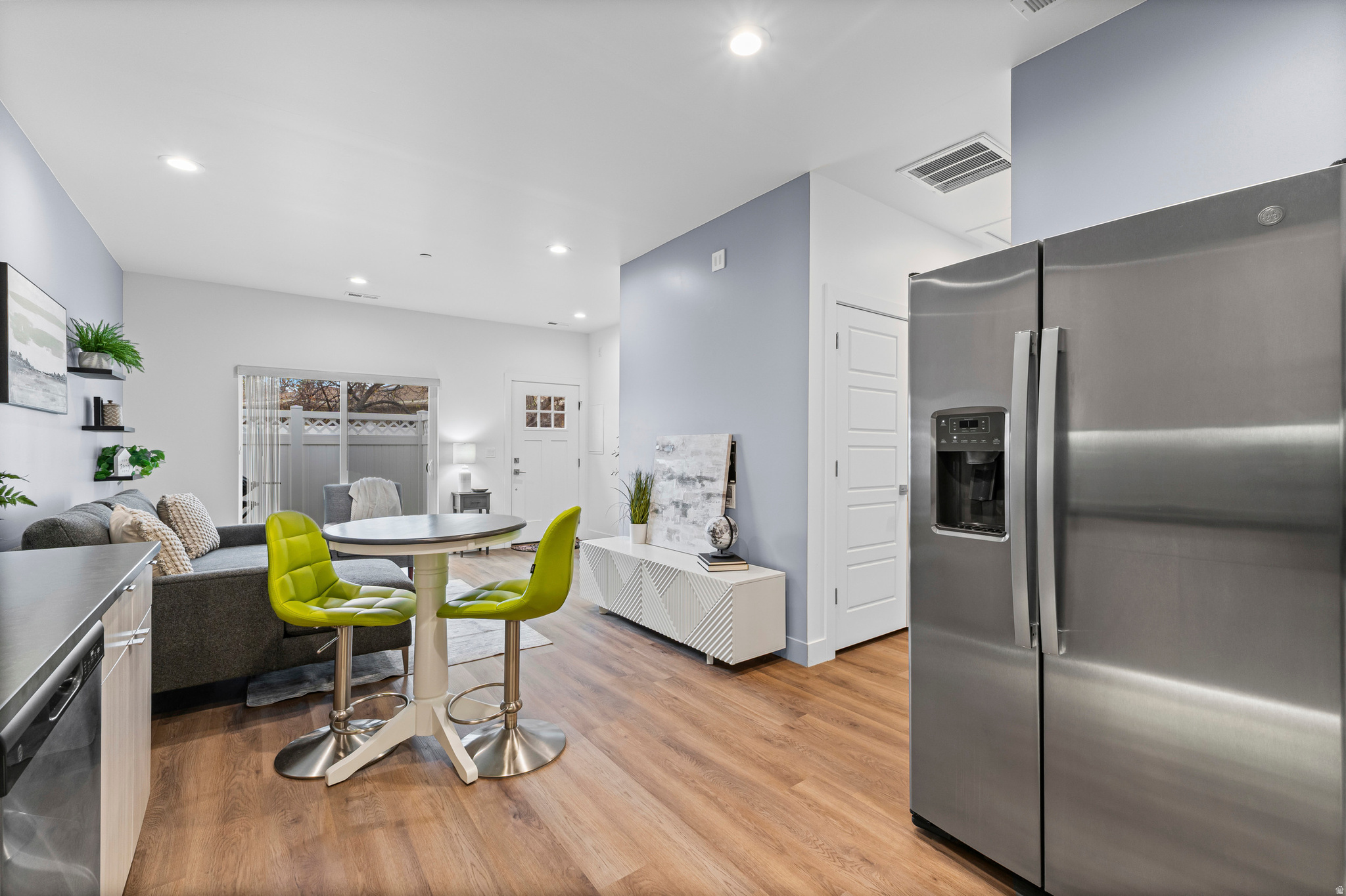 CAPRI PARK - Residential