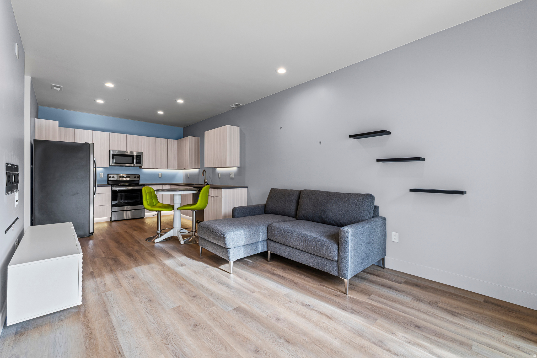 CAPRI PARK - Residential