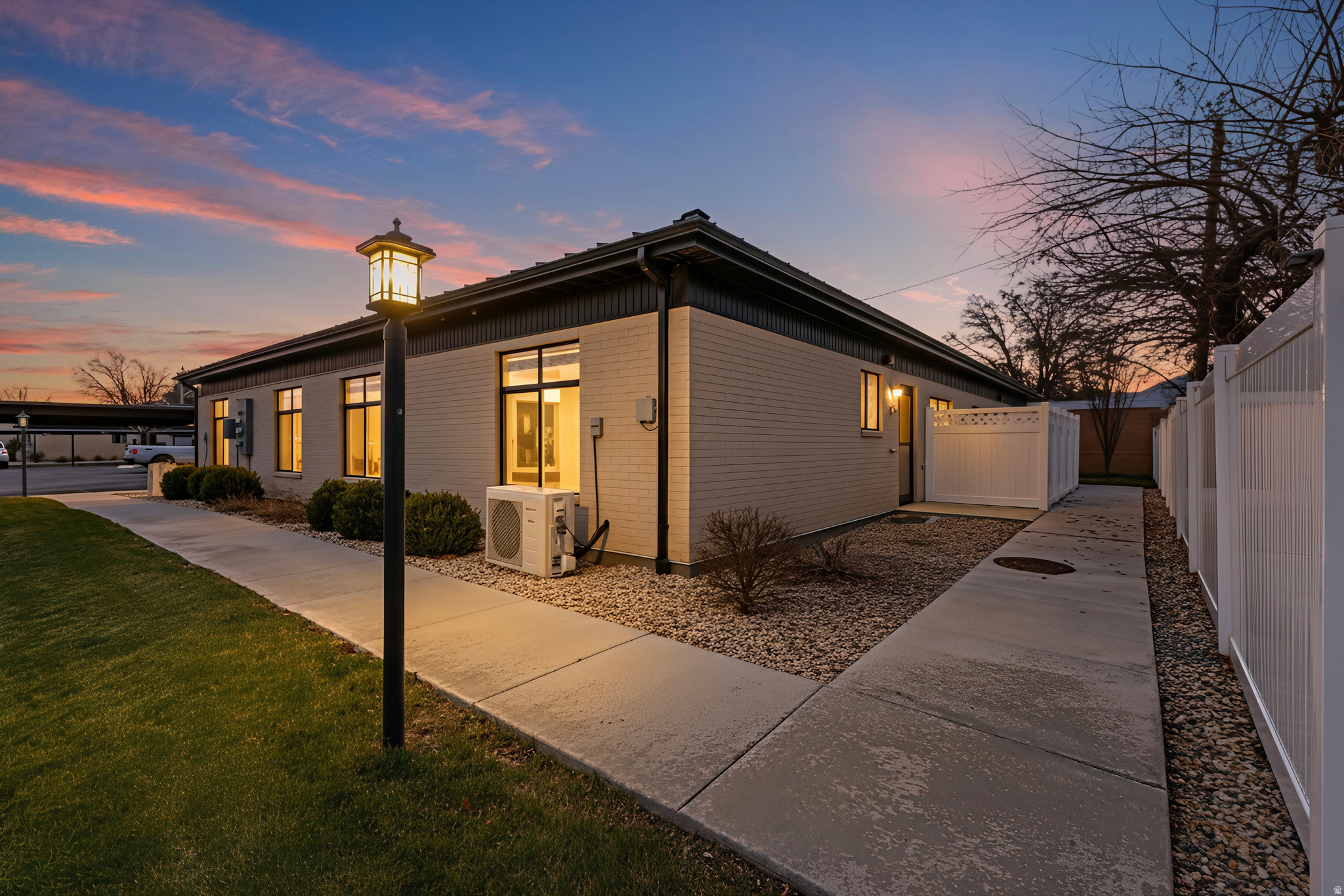 CAPRI PARK - Residential