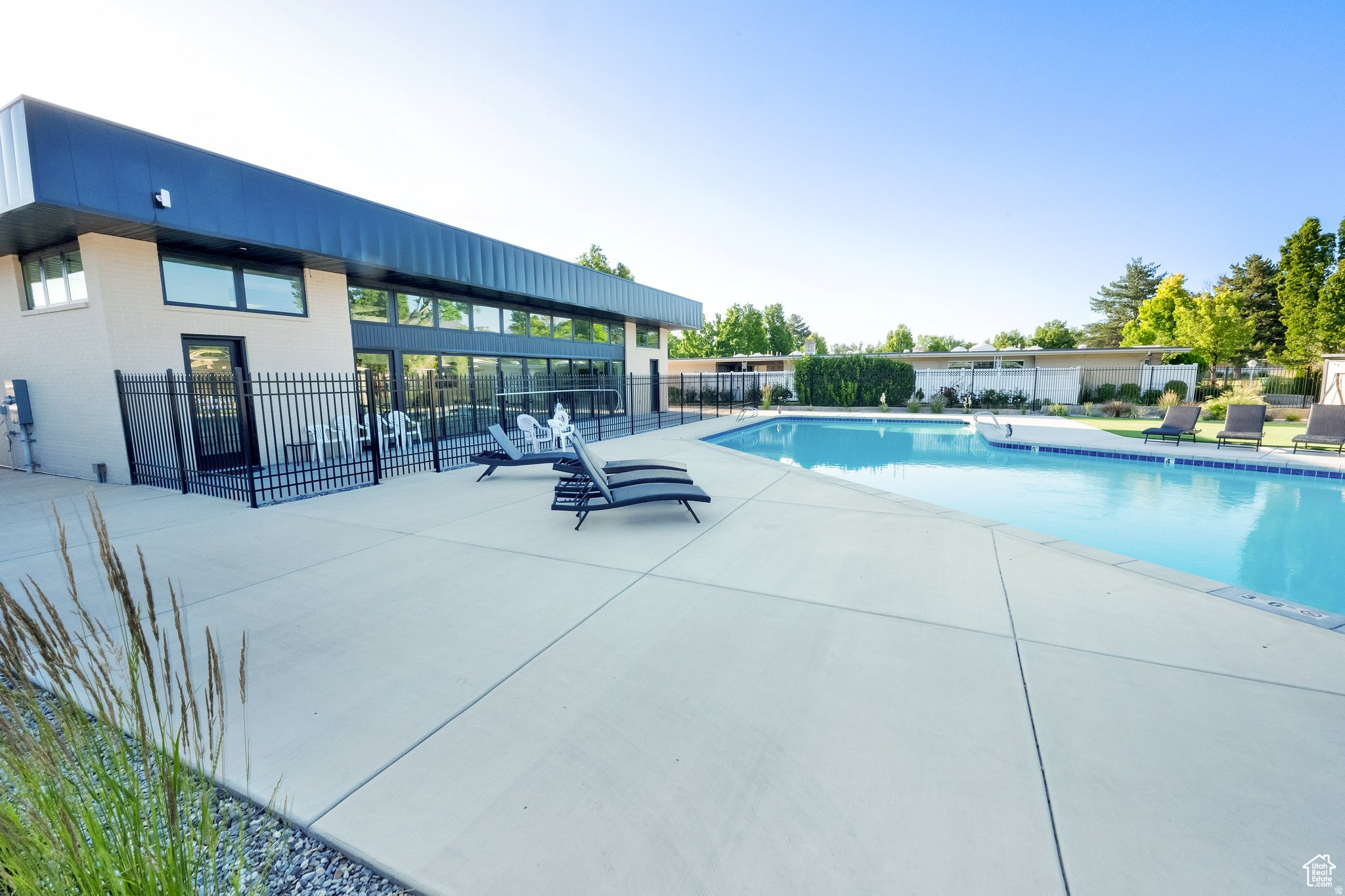 CAPRI PARK - Residential