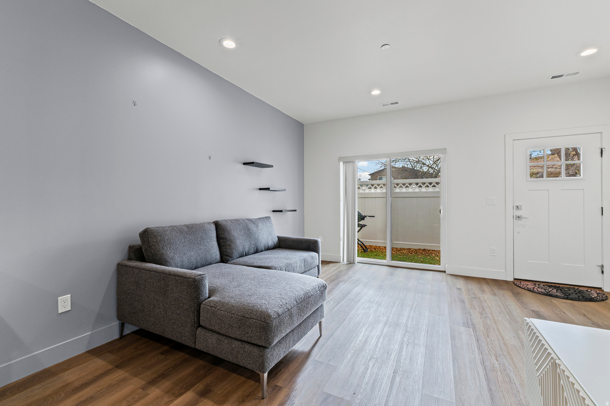 CAPRI PARK - Residential