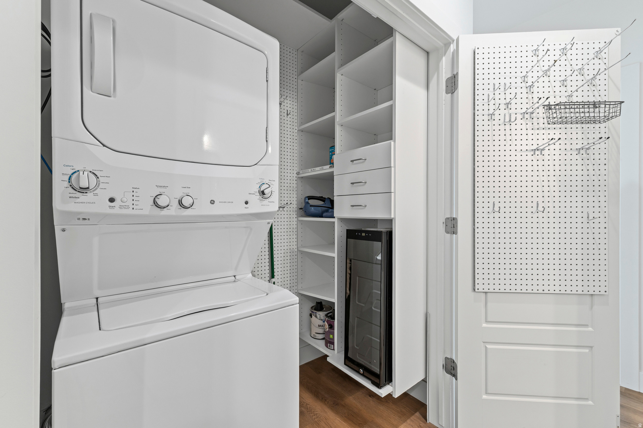 CAPRI PARK - Residential