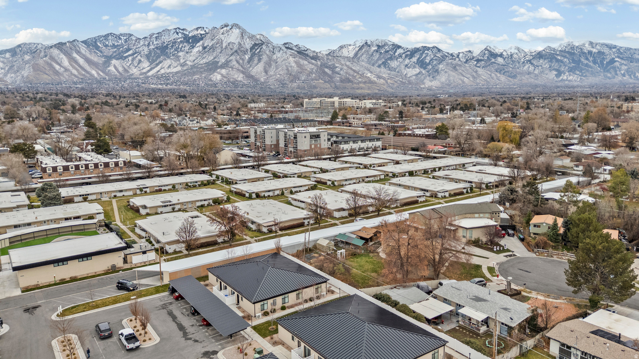 CAPRI PARK - Residential