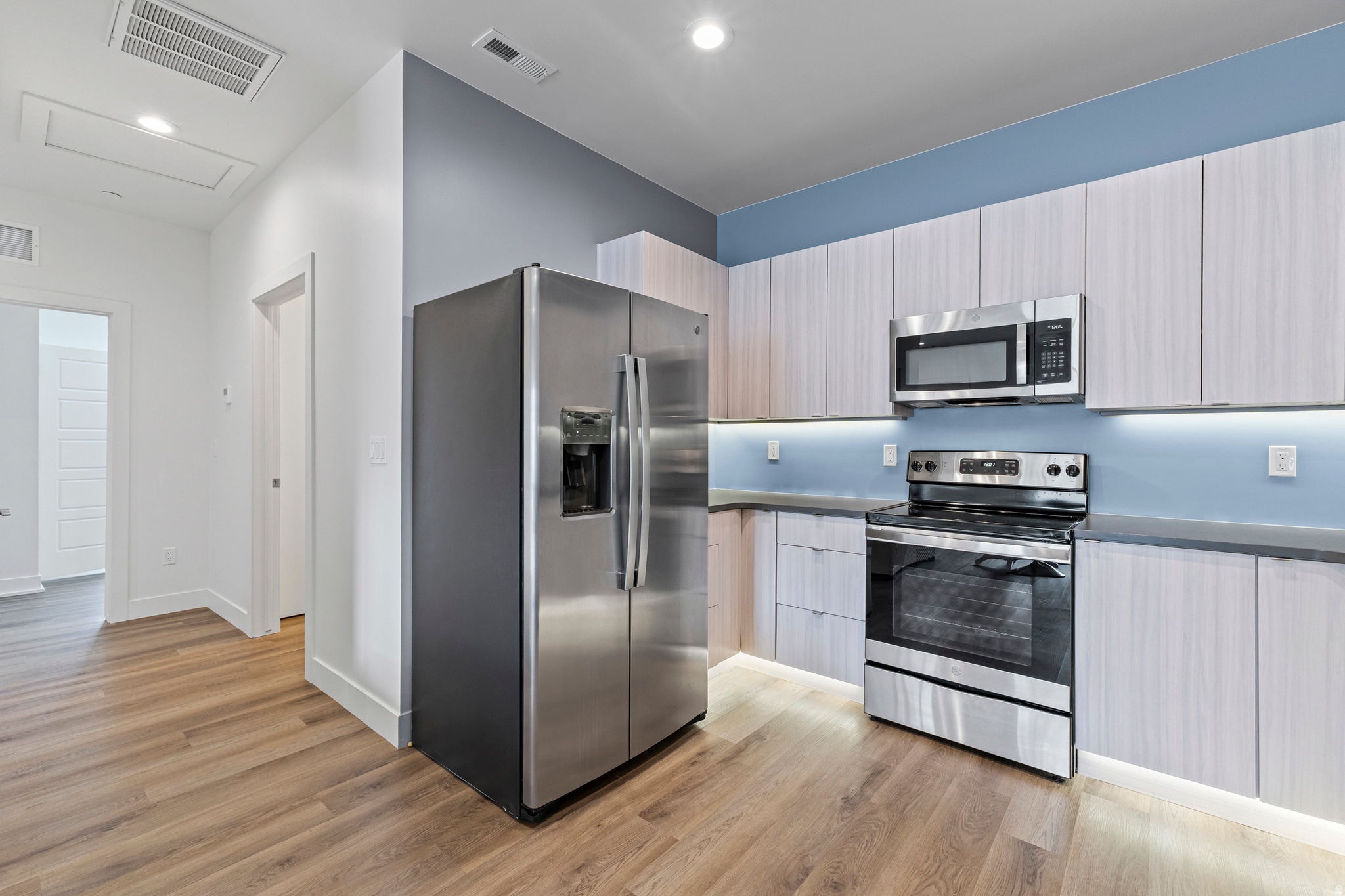 CAPRI PARK - Residential