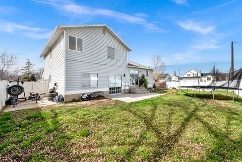 Tiny photo for 1284 N 900 W, Clinton, UT 84015 (MLS # 2142419)