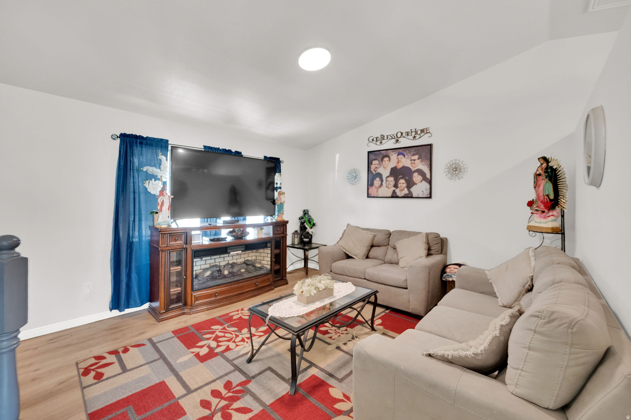 SUNRISE PARK SUBDIVI - Residential