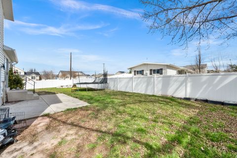 Tiny photo for 1284 N 900 W, Clinton, UT 84015 (MLS # 2142419)