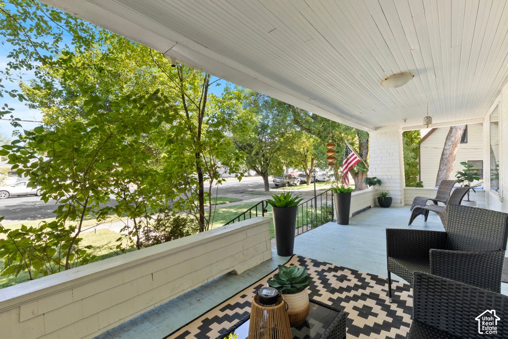 Photo of 142 W 400 N, Logan, UT 84321 (MLS # 2187653)