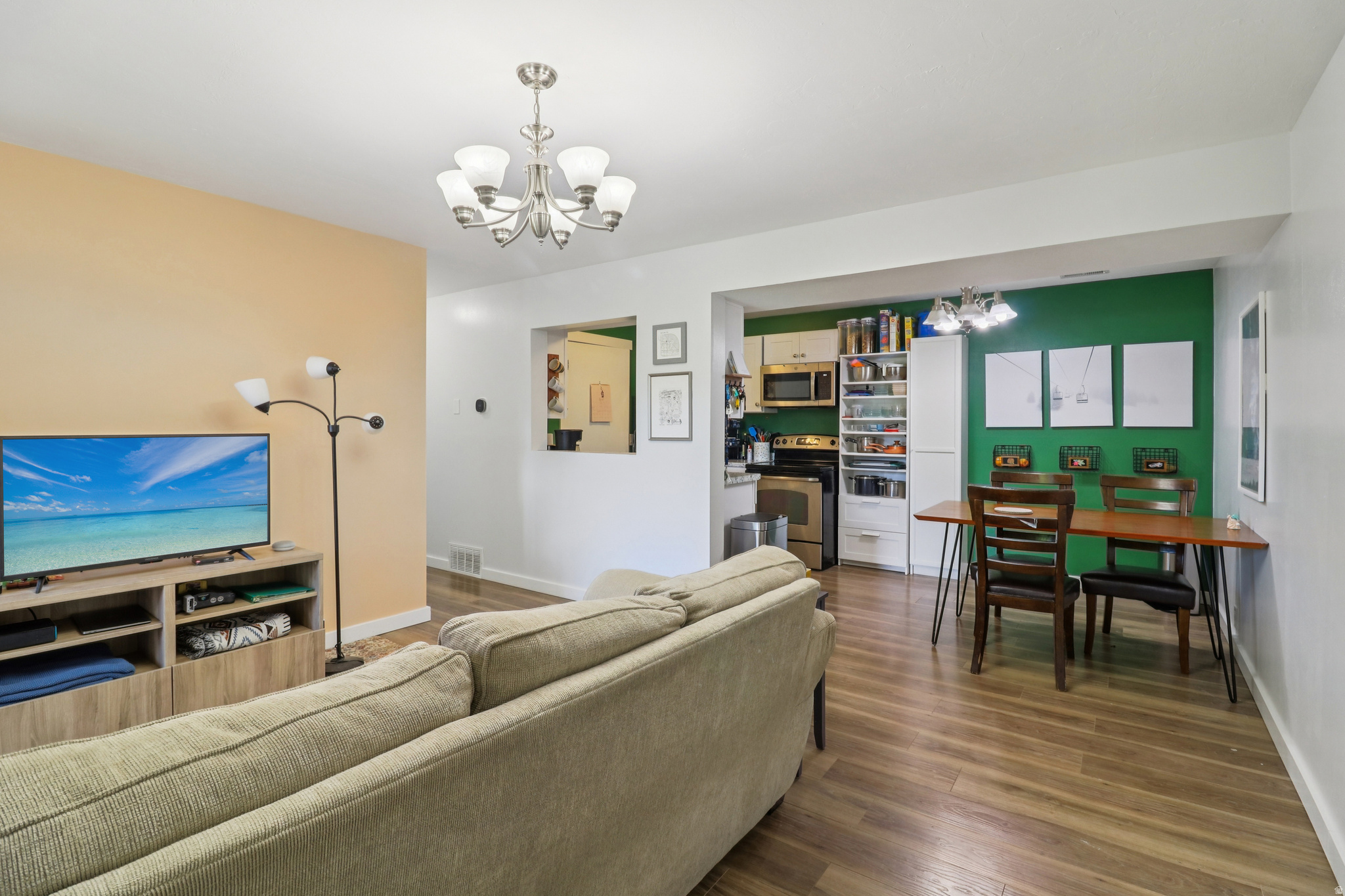 MEADOWS - Residential