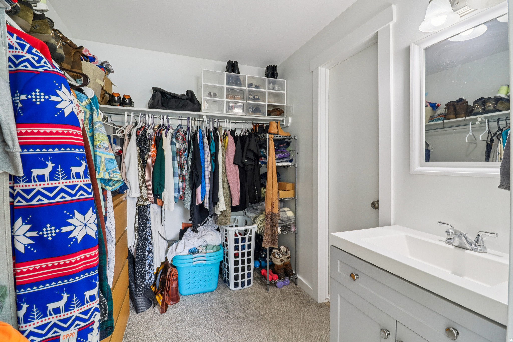 MEADOWS - Residential