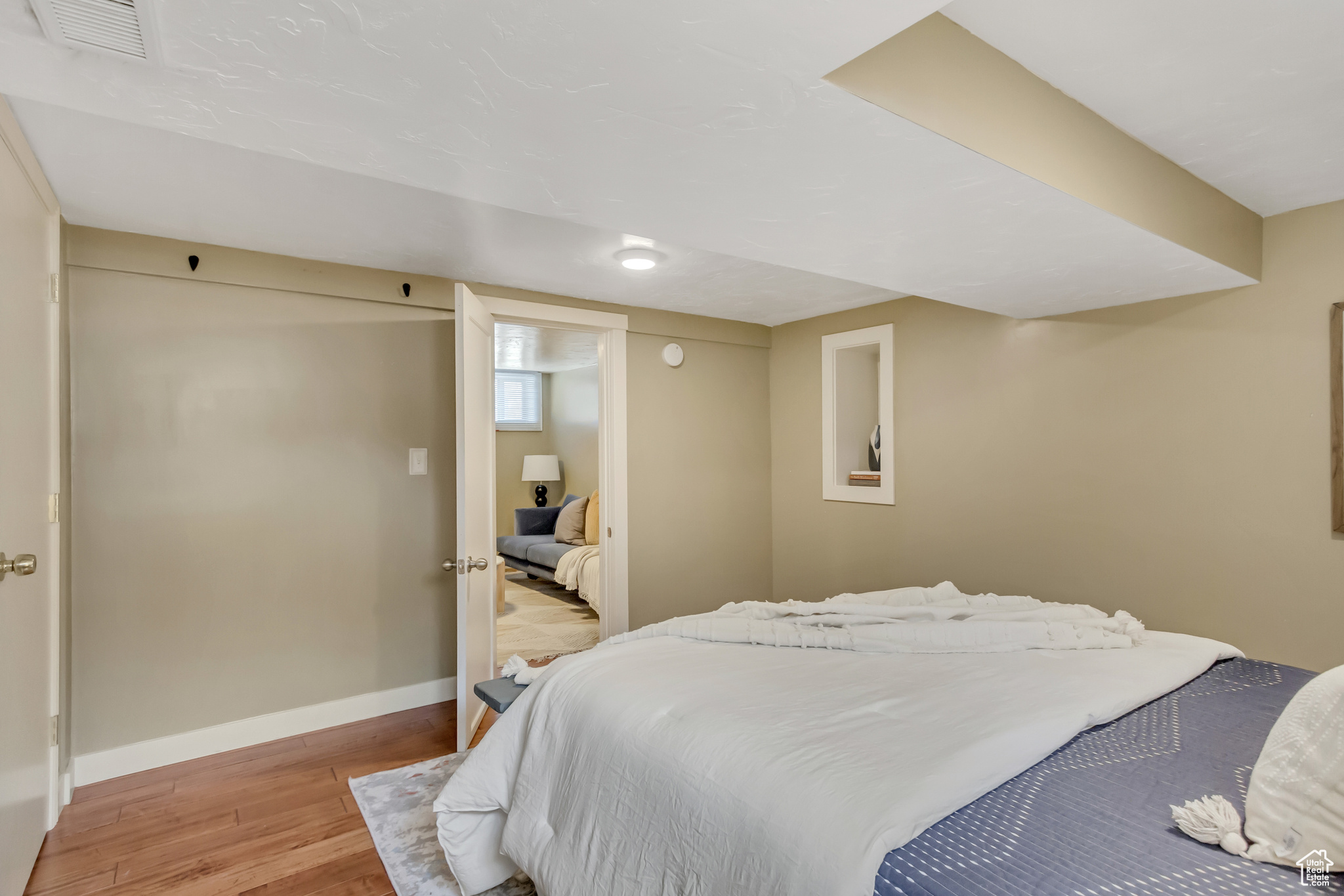 1186 E Westminster Ave, Salt Lake City, Utah image 30
