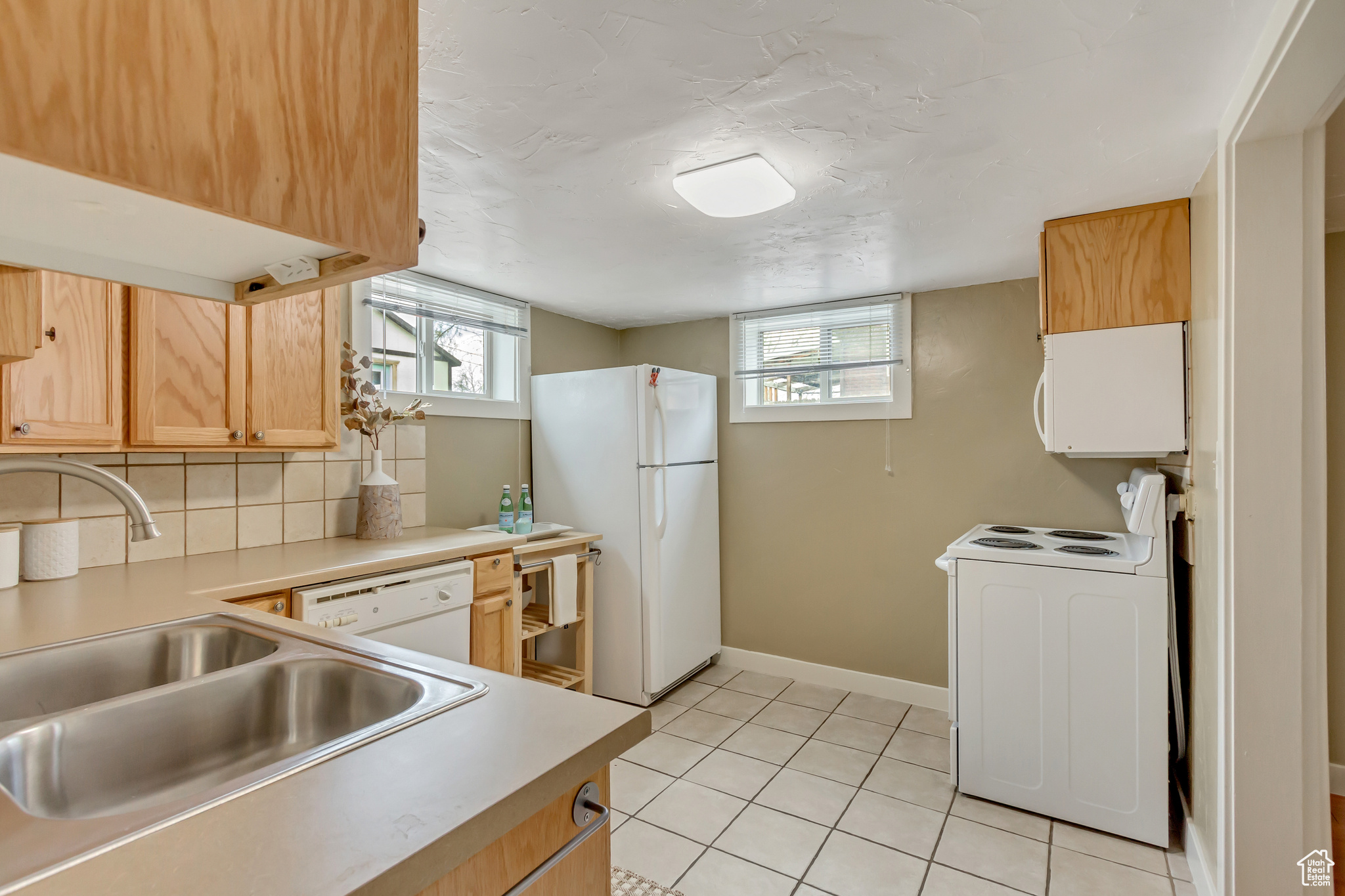 1186 E Westminster Ave, Salt Lake City, Utah image 25