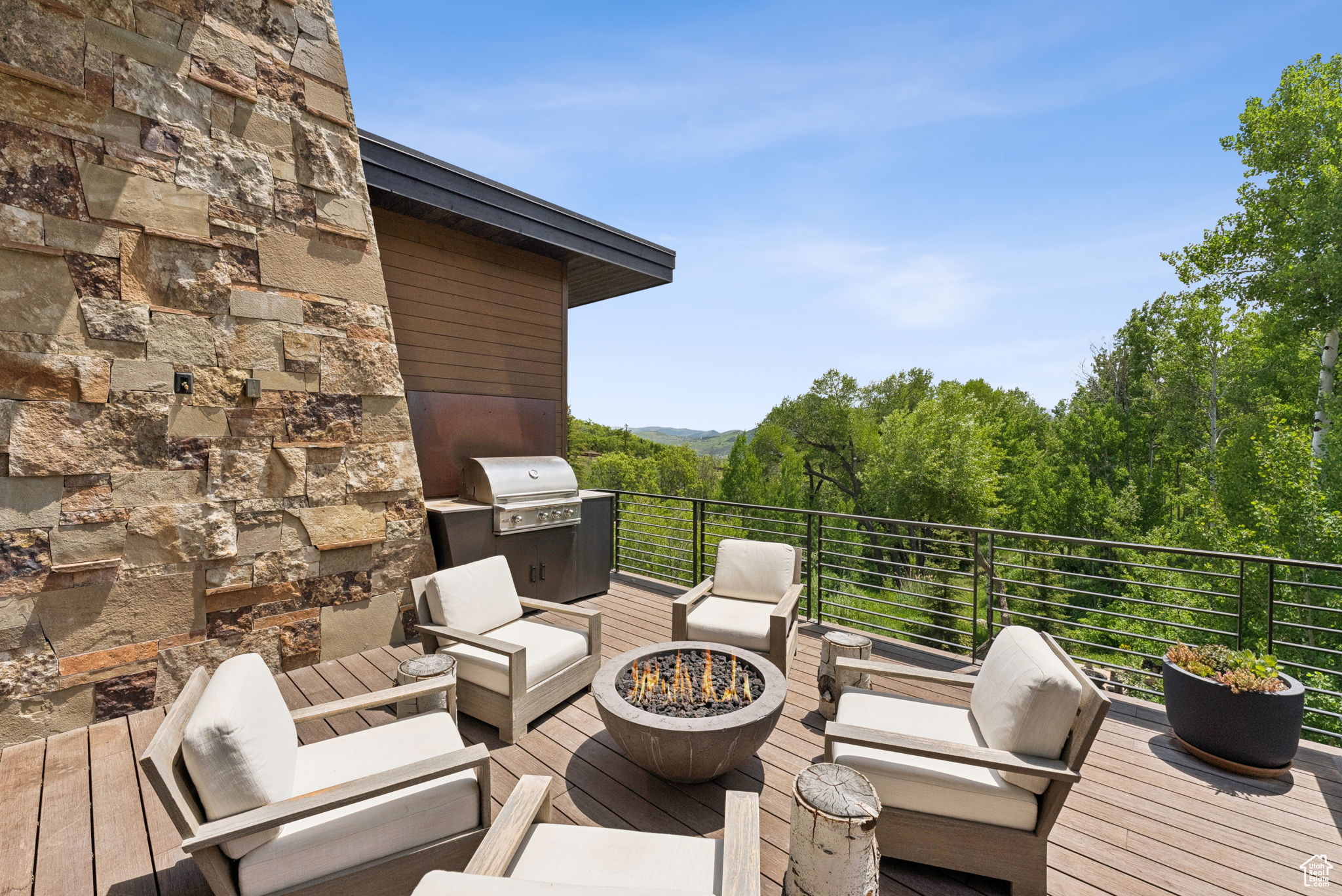 ENCLAVE AT CEDAR DRAW - Residential