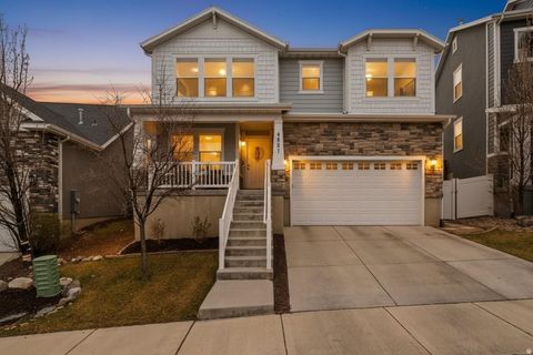 Photo of 4887 W WHITE PEARL CT, Herriman, UT 84096 (MLS # 2143764)