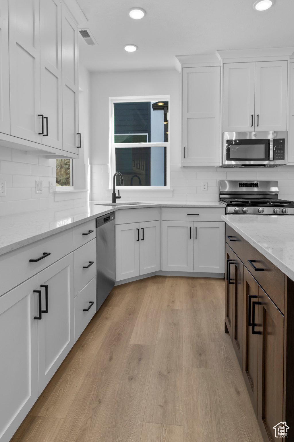 RIDGELINE PARK - Residential