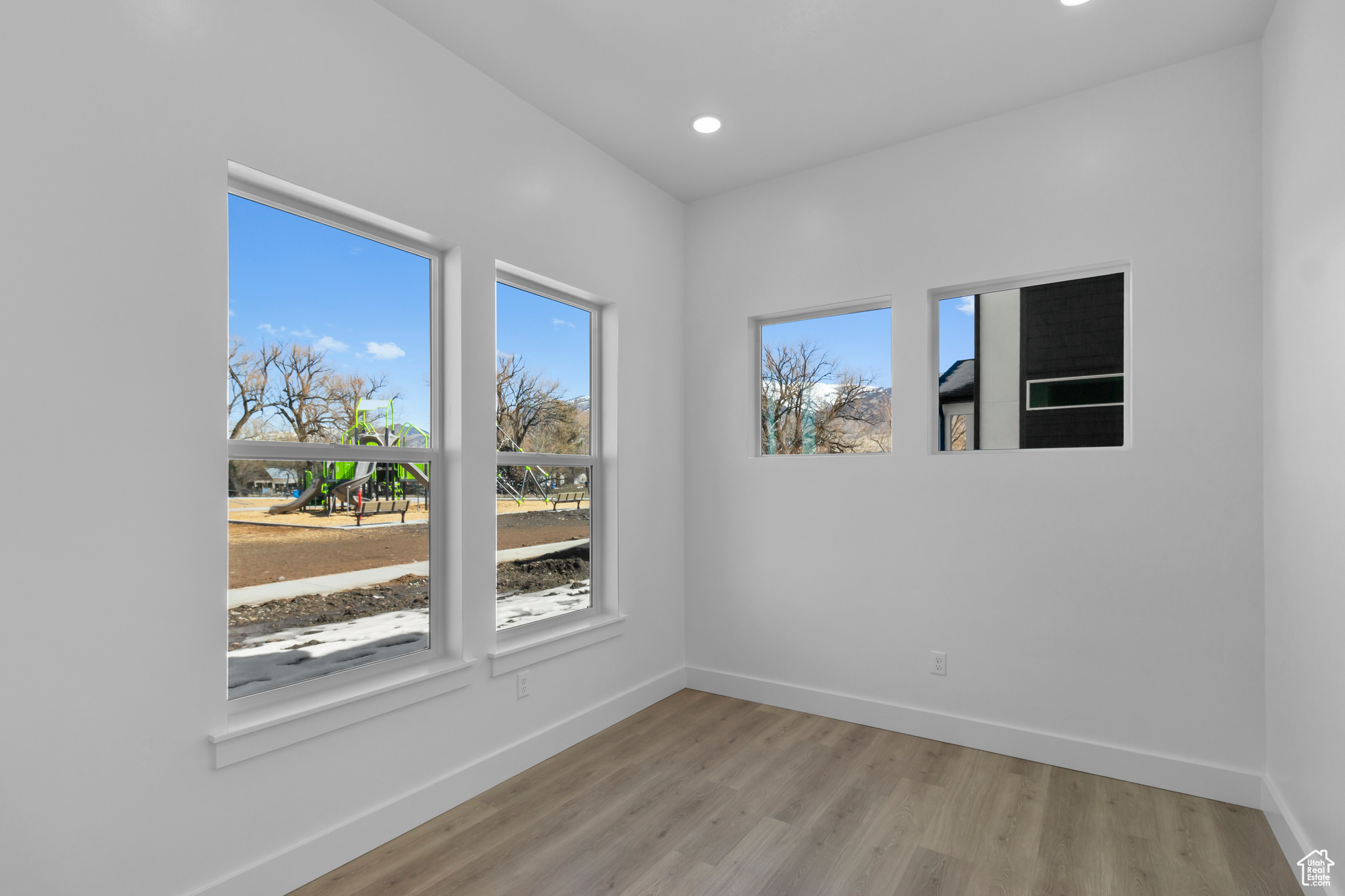 RIDGELINE PARK - Residential