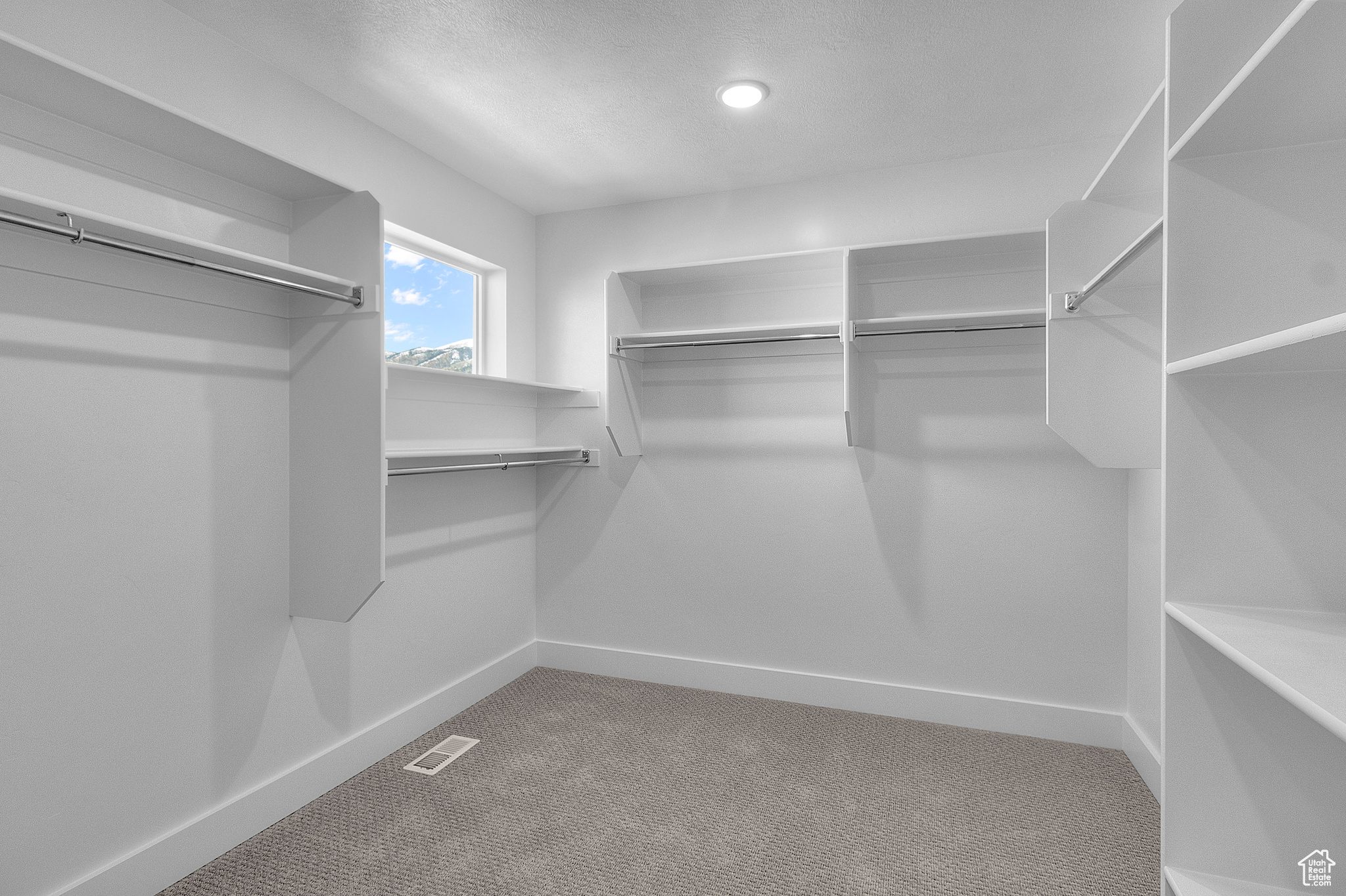 RIDGELINE PARK - Residential