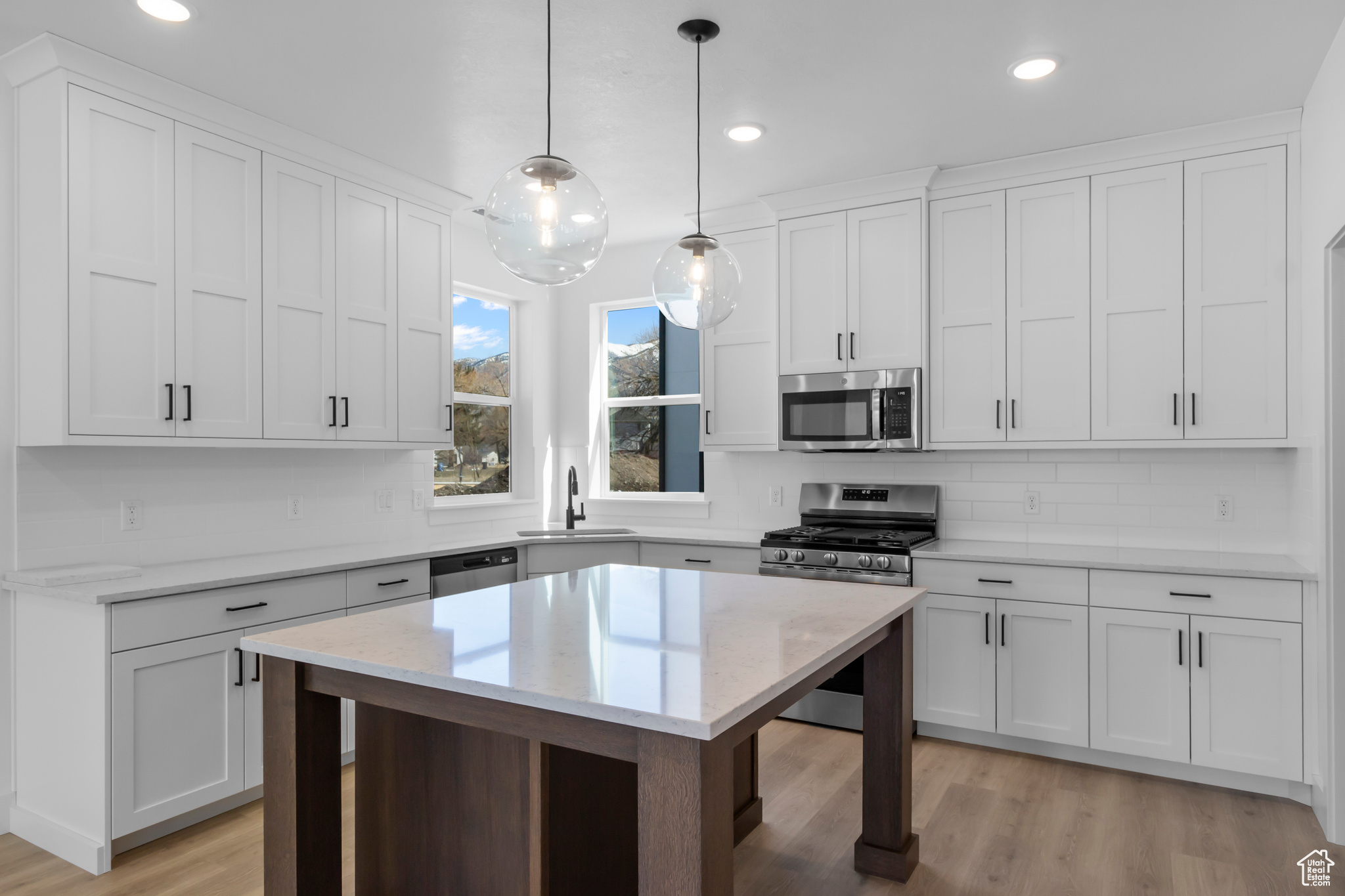 RIDGELINE PARK - Residential