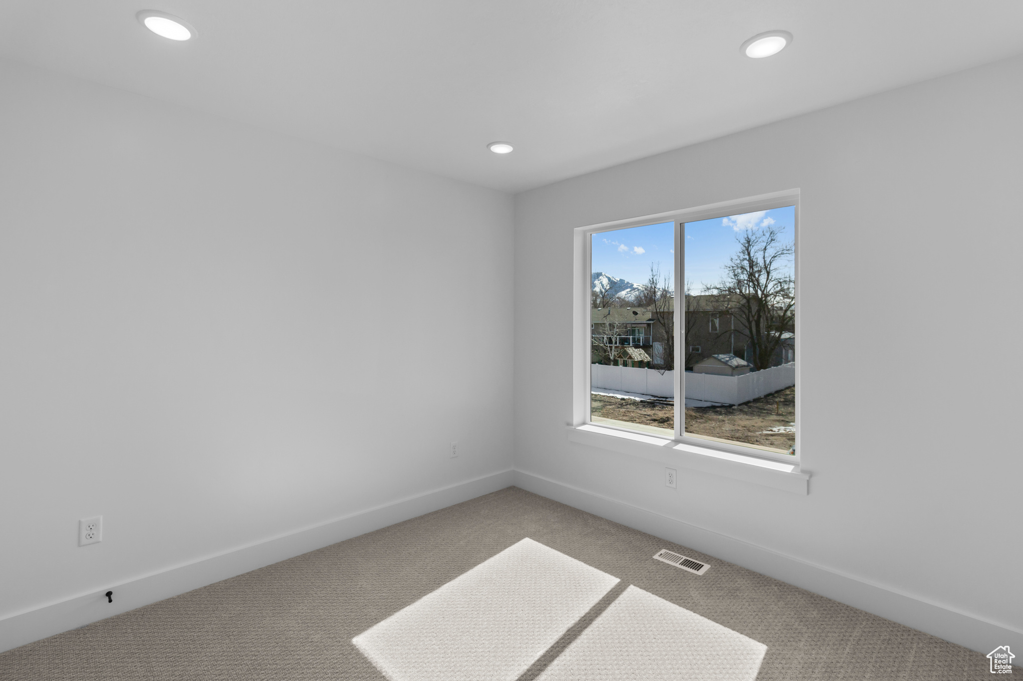 RIDGELINE PARK - Residential